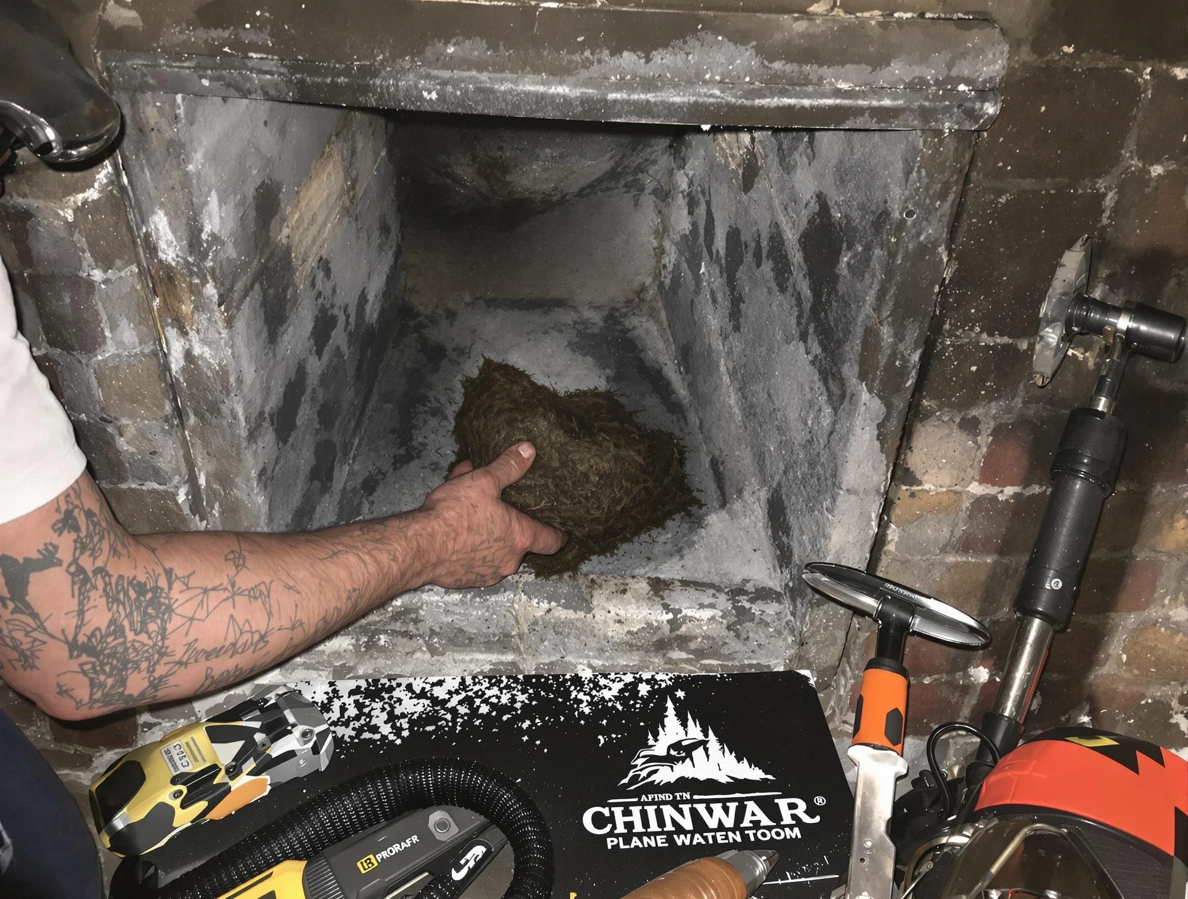 Goodlettsville Chimney Sweep safely removing debris and screening chimney in Goodlettsville, TN